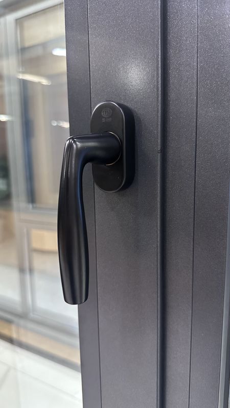 Сертифицированное NFRC Сдвижное окно из алюминия с 6060 T66 Авиационный алюминиевый сплав и PA66 Найлоновая тепловая полоса прерывания